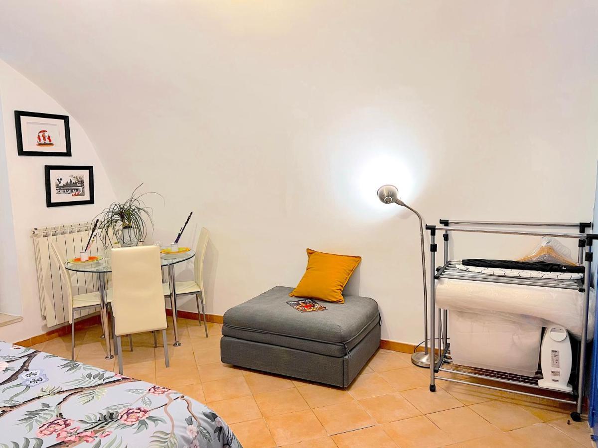 Apartment Napoli Bagian luar foto